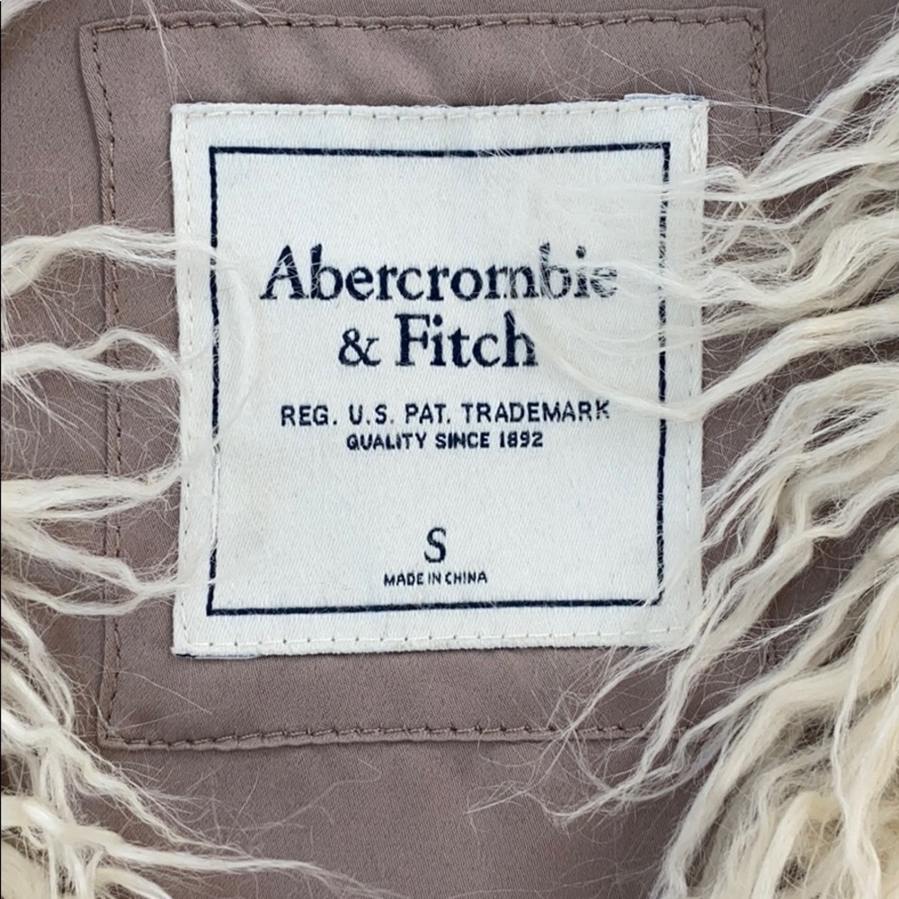 Shaggy Vest- perfect condition! - Picture 2 of 3